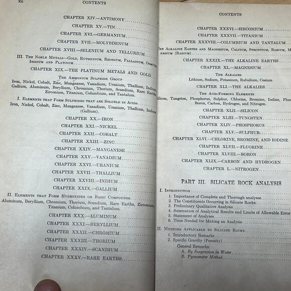 VTG Solubilities of Inorganic&Organic Compounds book.Cooper Union Library 1920's - Picture 4 of 11